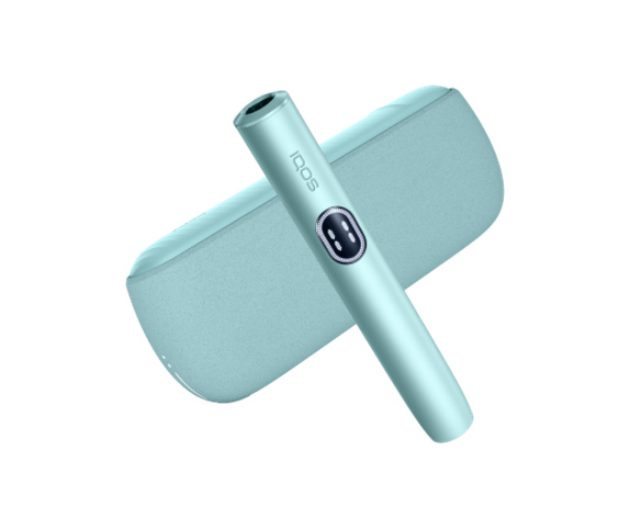 IQOS ILUMA i kaitinamojo įrenginio laikiklis ir kišeninis įkroviklis Breeze Blue spalvos main