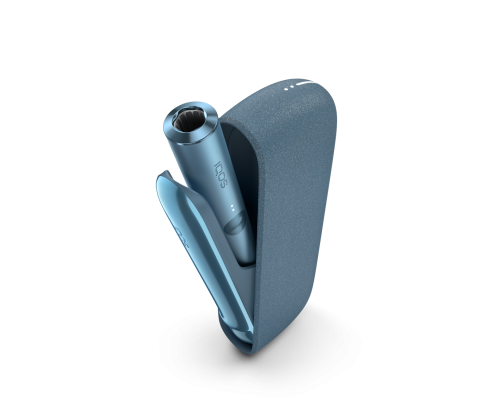 IQOS ILUMA device in Azure Blue color